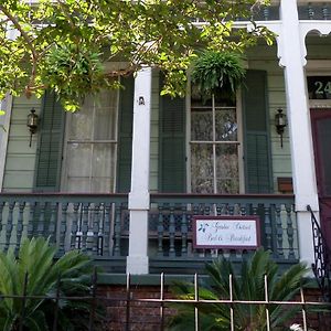Garden District Bed And Breakfast